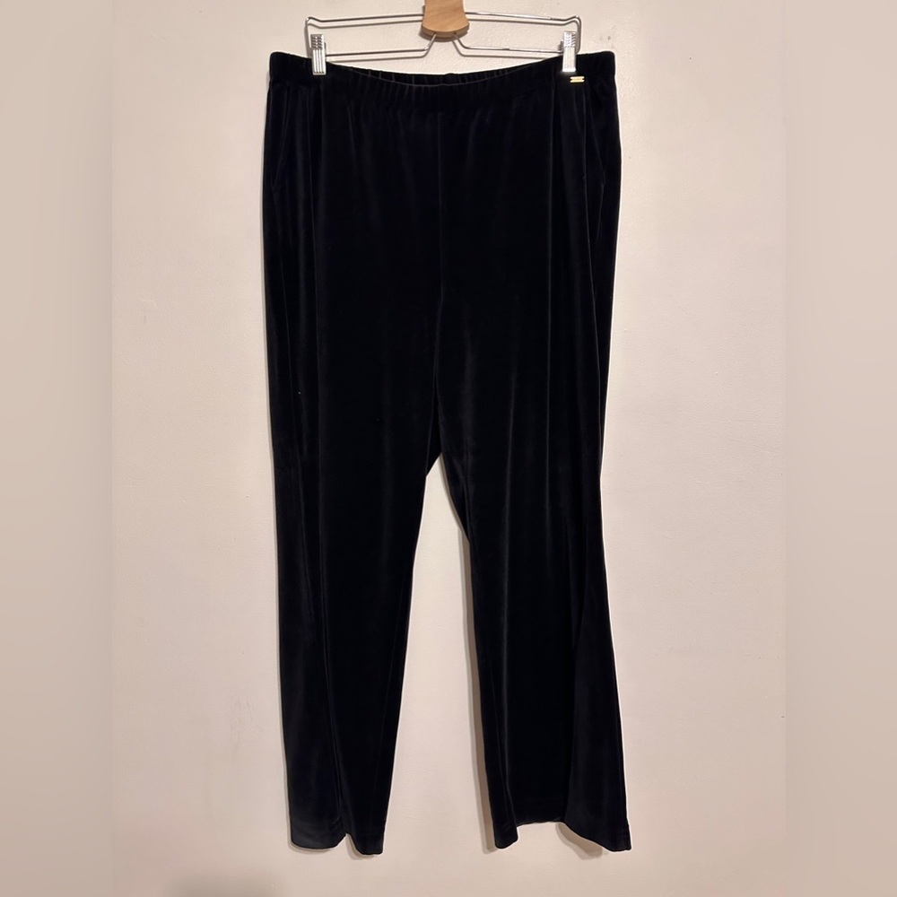 St. John Spa Velour Wide Leg Lounge Pants Black Velvet Size XL
